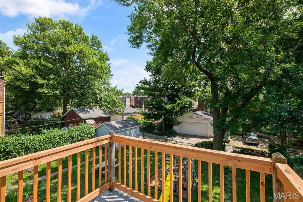 Shaws Lafayette Ave Add - Residential Income