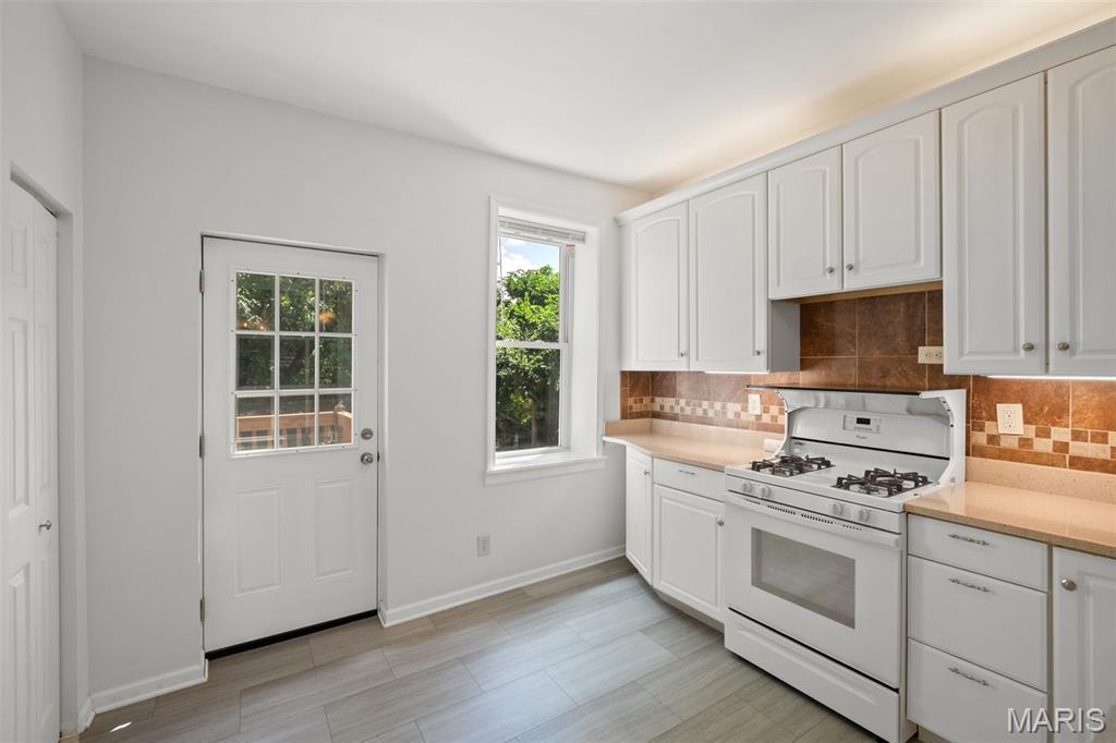 Shaws Lafayette Ave Add - Residential Income