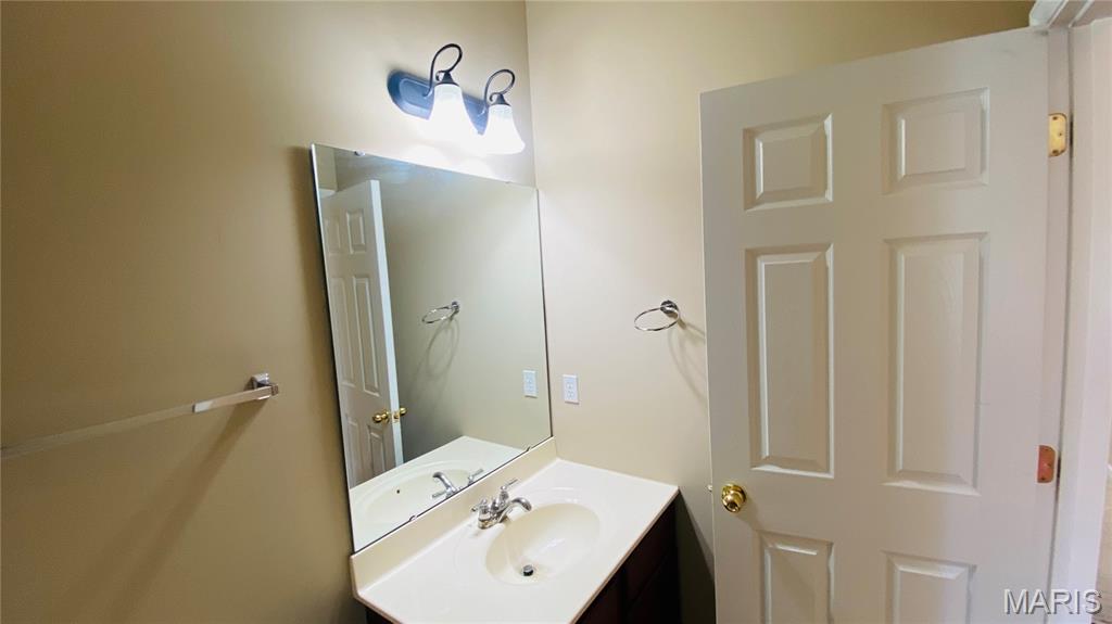 St Charles, Missouri 63303, United States, 4 Bedrooms Bedrooms, ,4 BathroomsBathrooms,Residential,Active,199588