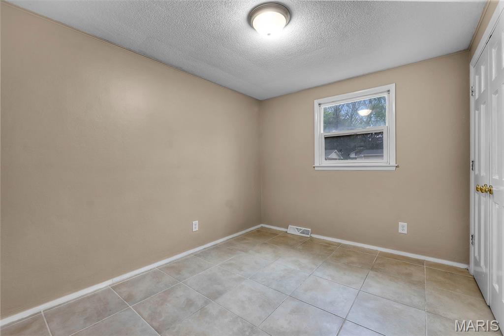 Riverside Mdws 2nd Sub - Residential