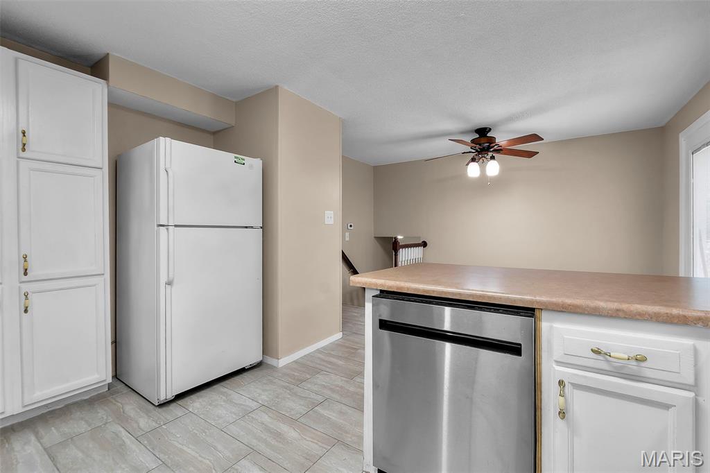 Riverside Mdws 2nd Sub - Residential