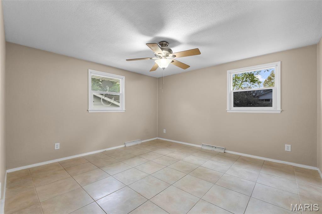 Riverside Mdws 2nd Sub - Residential