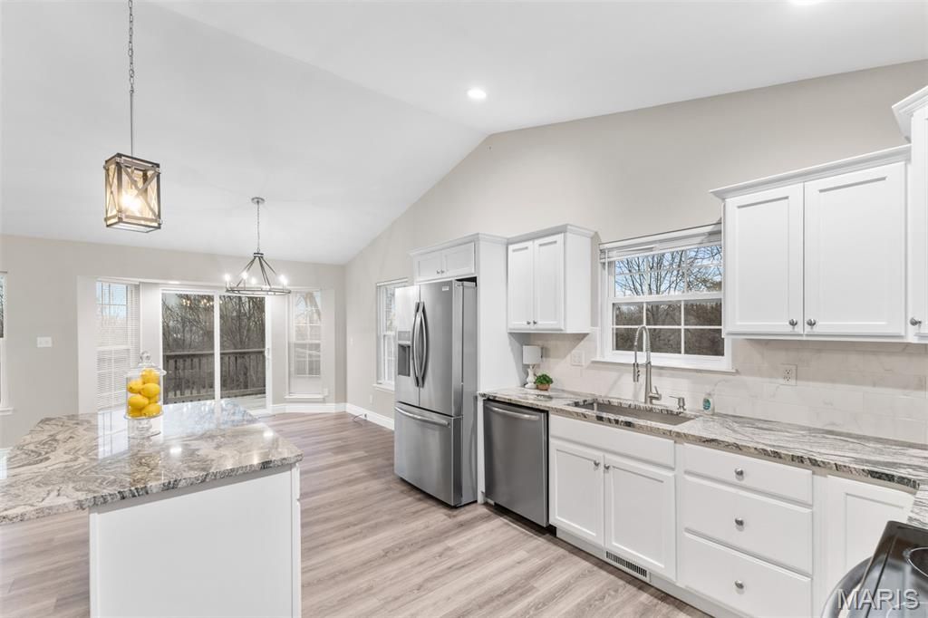 Photo of 208 Sugar Maple Circle, Farmington, MO 63640 (MLS # 25080143)