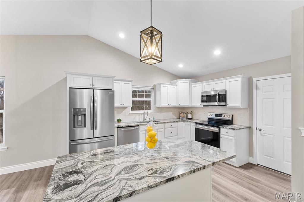 Photo of 208 Sugar Maple Circle, Farmington, MO 63640 (MLS # 25080143)