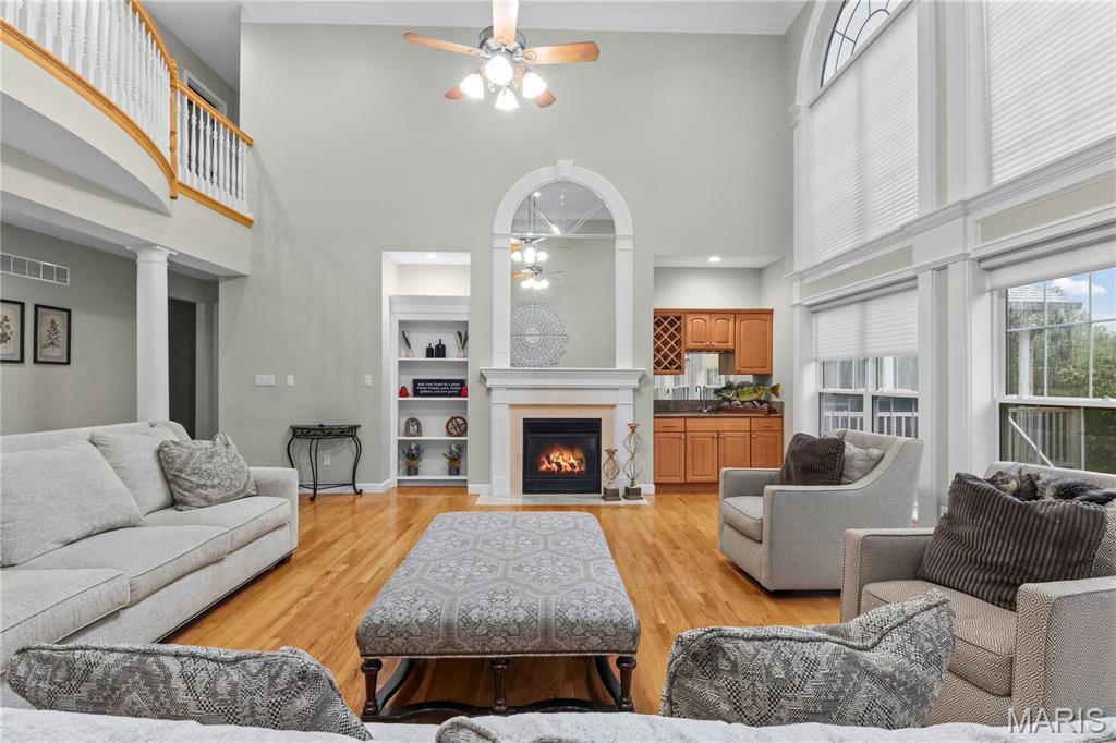 10570 Glen Oaks Drive
