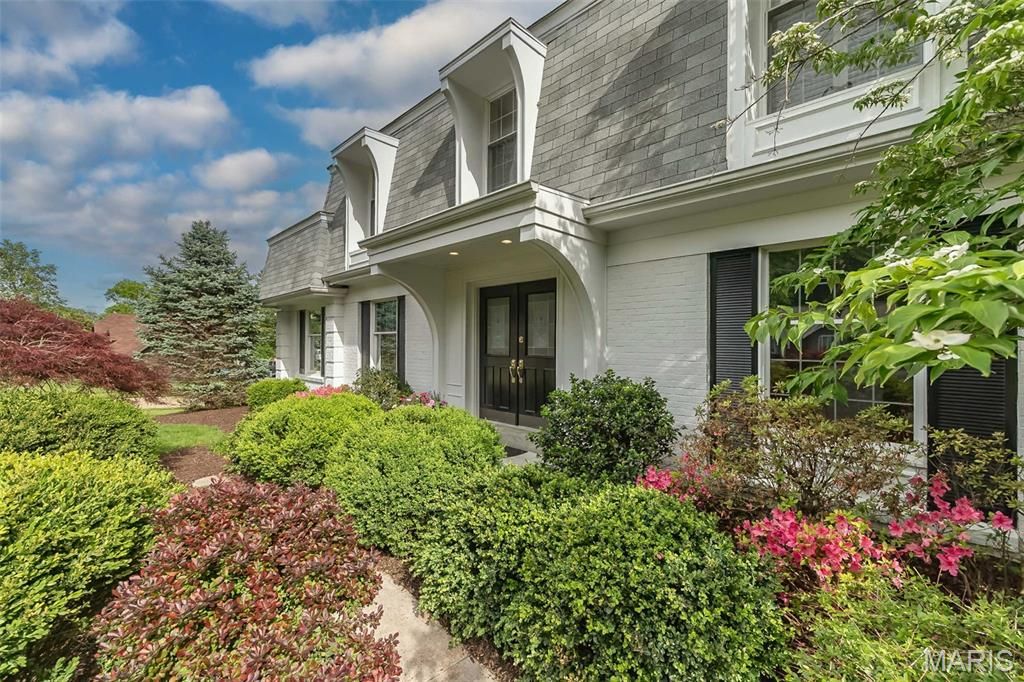 Photo of 15166 Chamisal Drive, Chesterfield, MO 63017 (MLS # 25071891)