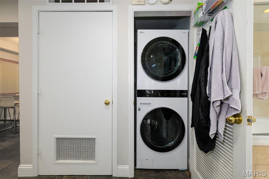 Cornerstone Condo - Residential