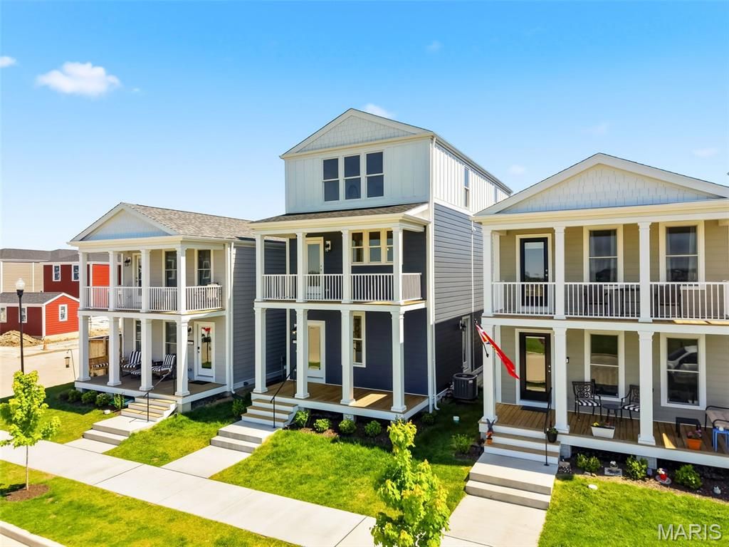 Photo of 5006 Becks Landing Lane, St Charles, MO 63301 (MLS # 26026936)