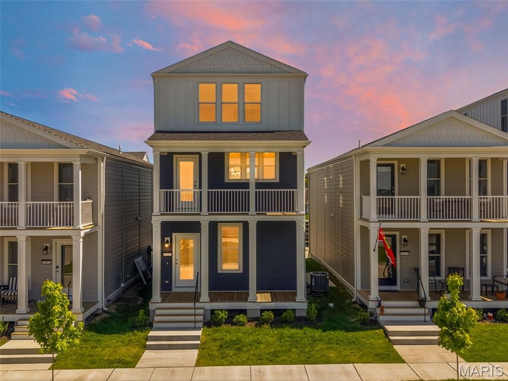 Photo of 5006 Becks Landing Lane, St Charles, MO 63301 (MLS # 26026936)