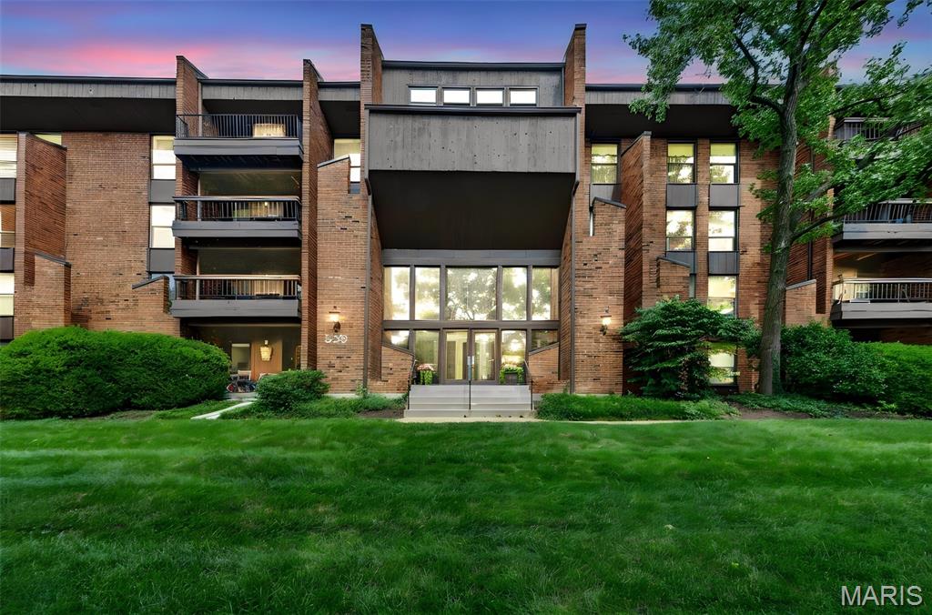 539 Coeur De Royale Drive 307