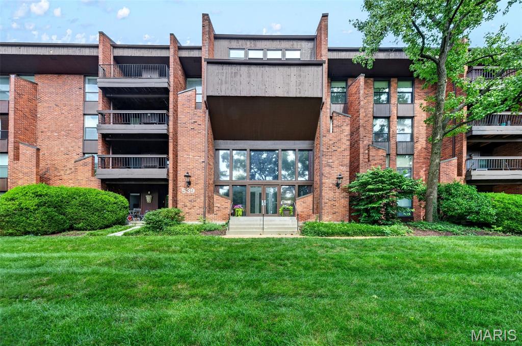 539 Coeur De Royale Drive 307