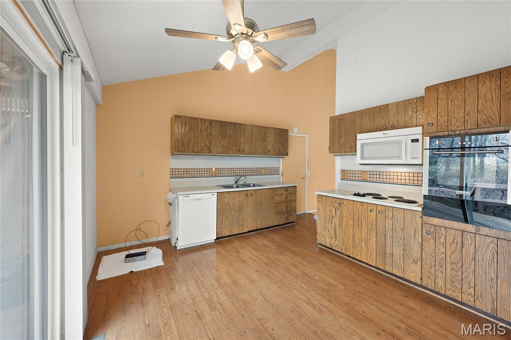 Country Lane Woods First Add - Residential