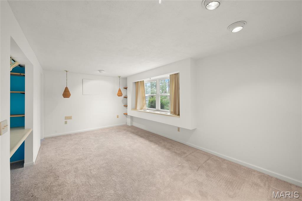 Country Lane Woods First Add - Residential