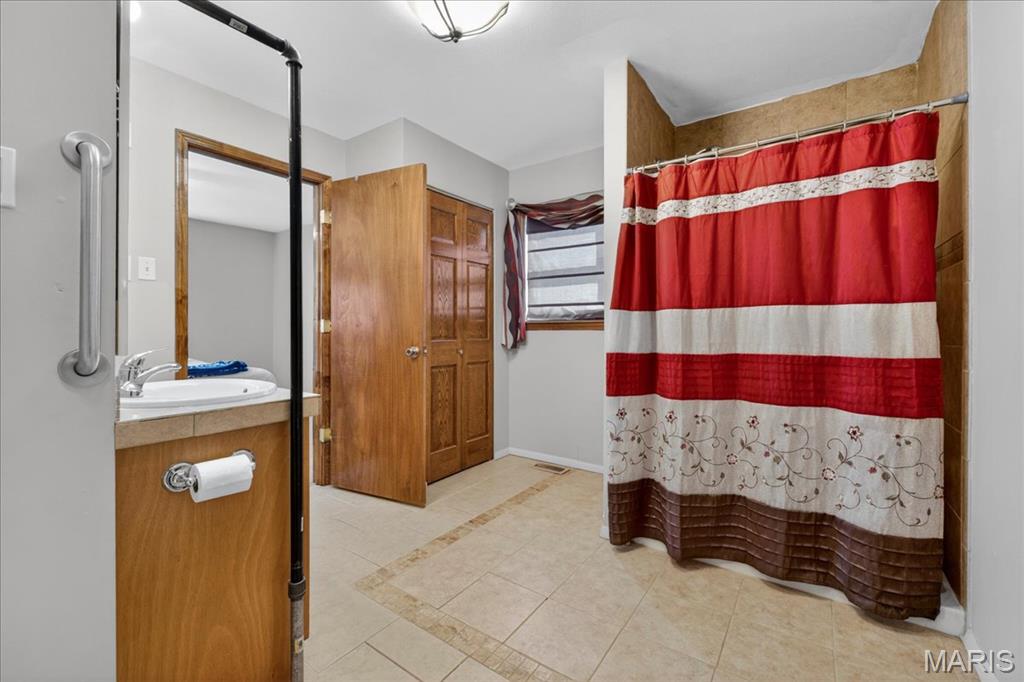 Thunderbird Hills 5 - Residential