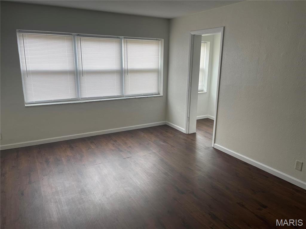 3752 Chippewa Street