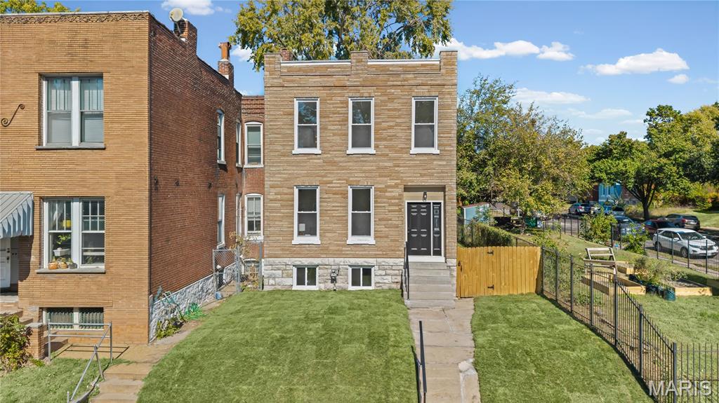 3141 Potomac Street