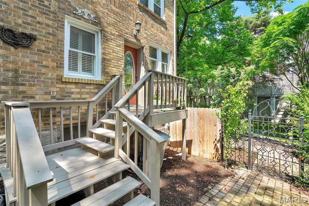 Wydown Forest - Residential