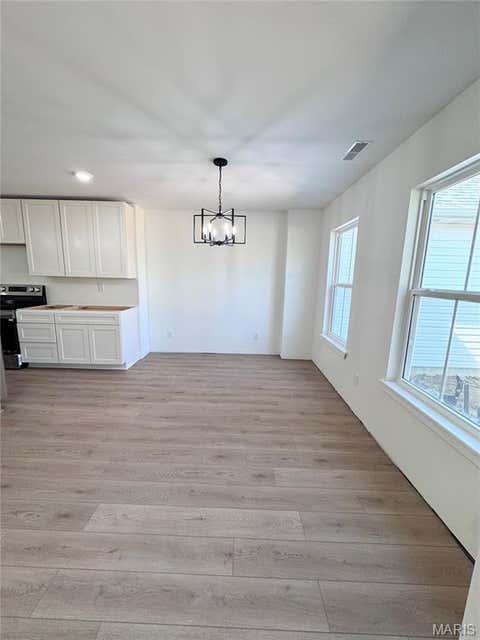 Tiny photo for 9153 Idell Creek Ln, Hannibal, MO 63401 (MLS # 26049106)