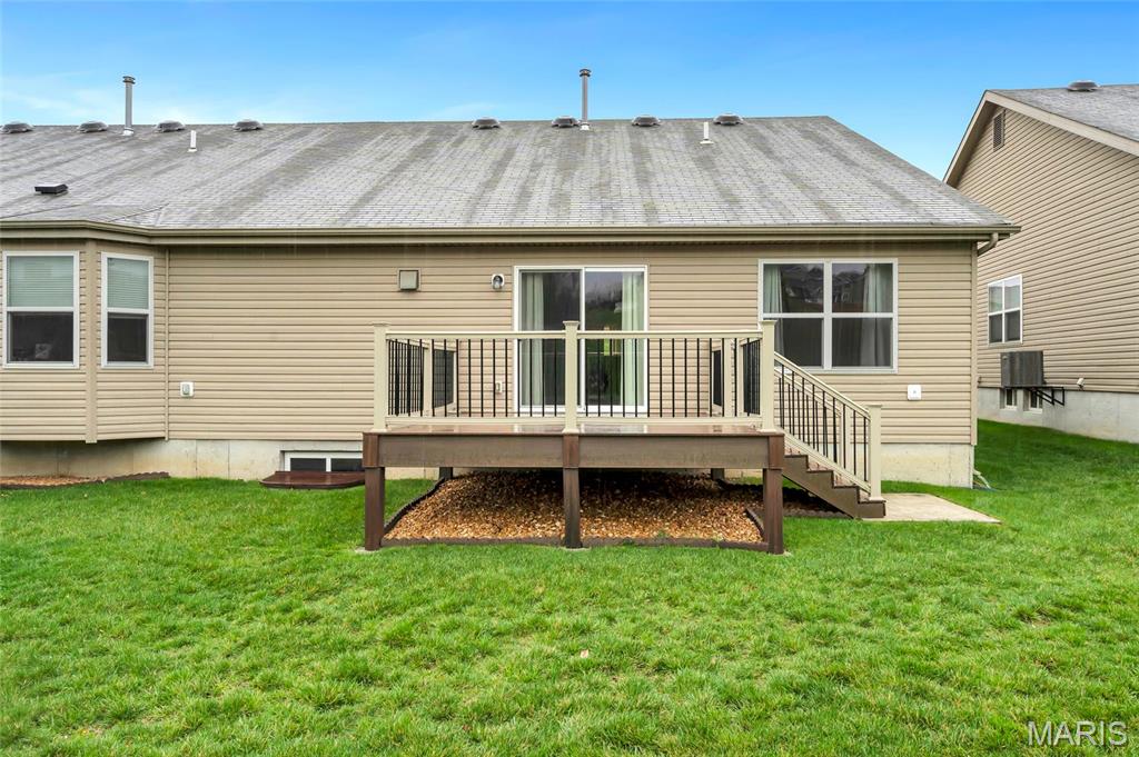 Eureka, Missouri 63025, United States, 2 Bedrooms Bedrooms, ,2 BathroomsBathrooms,Residential,Pending,105983