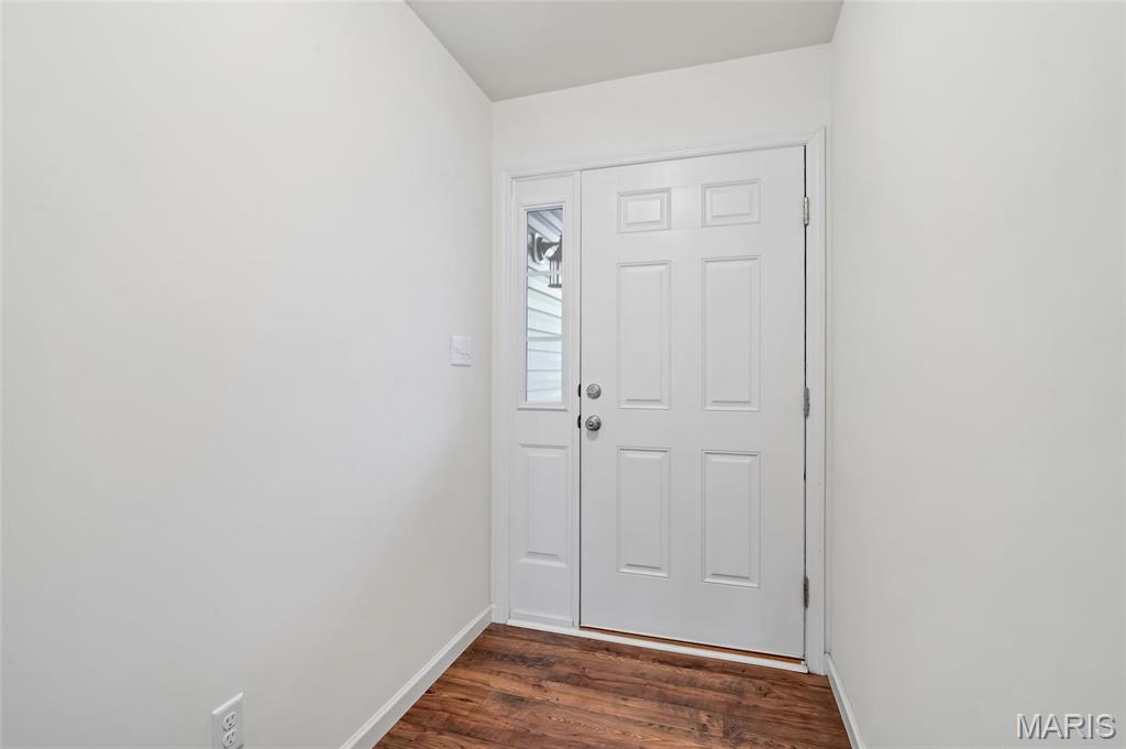 Eureka, Missouri 63025, United States, 2 Bedrooms Bedrooms, ,2 BathroomsBathrooms,Residential,Pending,105983