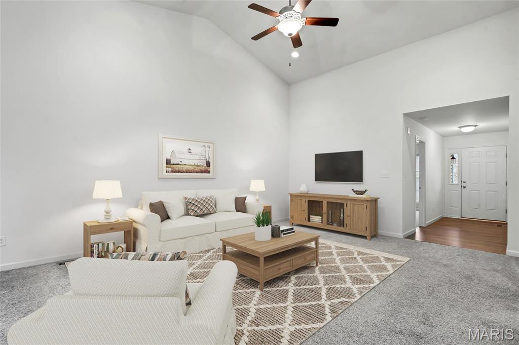 Eureka, Missouri 63025, United States, 2 Bedrooms Bedrooms, ,2 BathroomsBathrooms,Residential,Pending,105983