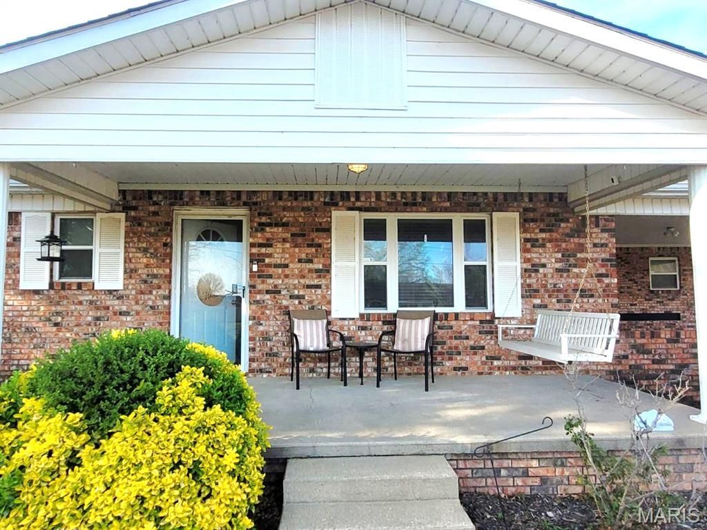 Photo of 1310 George Street, Kennett, MO 63857 (MLS # 26019862)