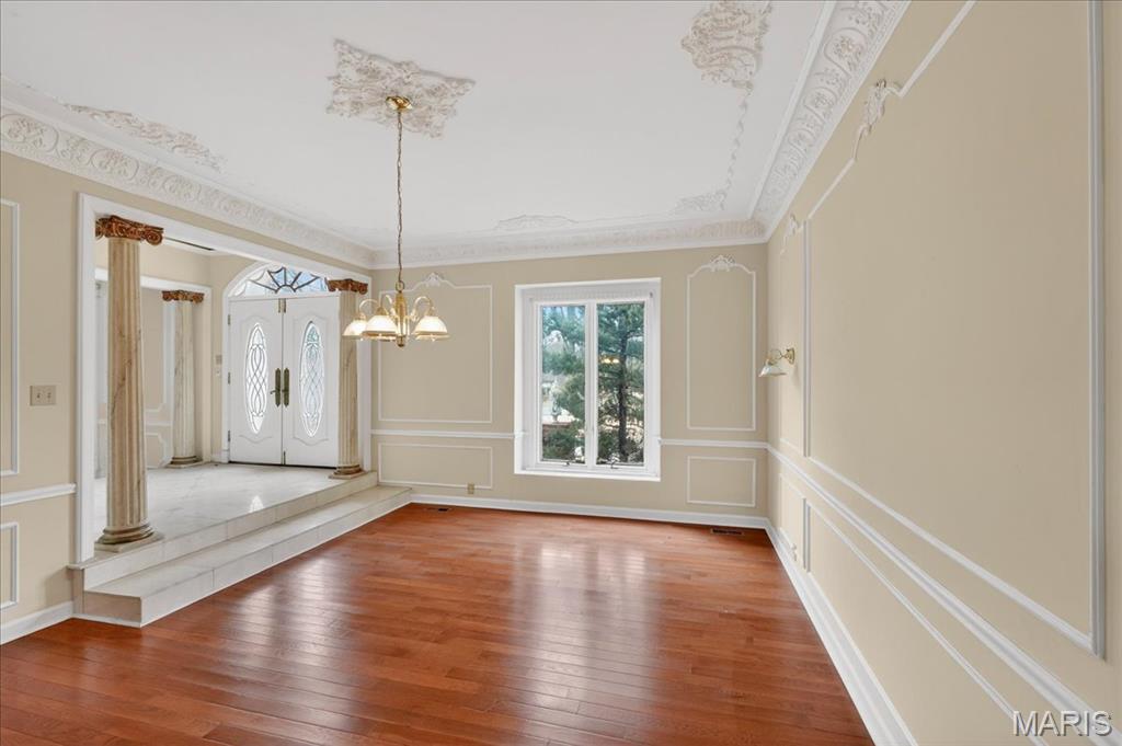 Meadowbrook Country Club Estates - Residential