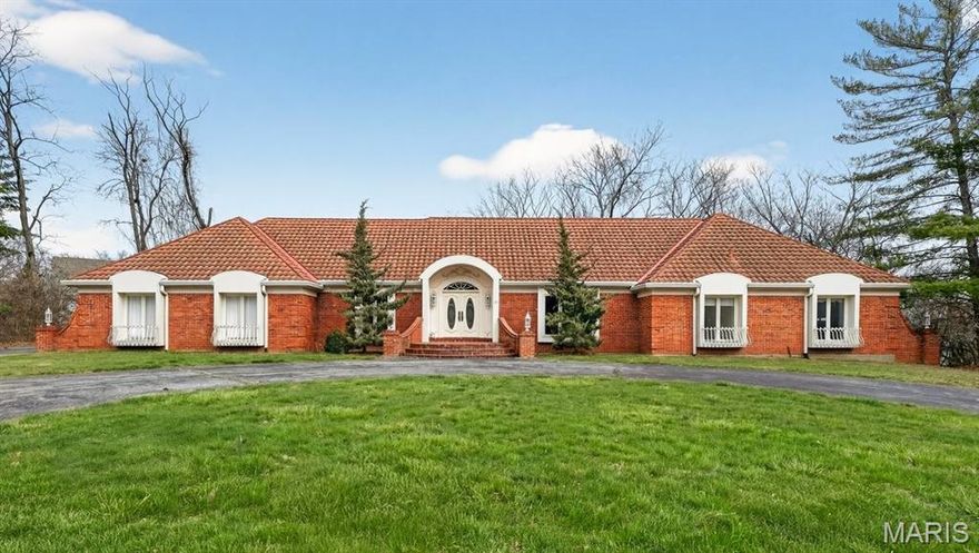 Rare opportunity on the exclusive grounds of Meadowbrook Country Club! This expansive ranch sits on a stunning 1.16-acre lot just a stone’s throw from the clubhouse, with a backyard that backs directly to the fairway.  Offering 4 bedrooms and 4.5 baths, the home features an impressive vaulted living room, main-floor laundry, and an oversized 4-car side-entry garage that leads directly into a mudroom/laundry area. Three HVAC zones provide added comfort and efficiency.
This home is ready for its next chapter and presents an incredible renovation opportunity. The seller purchased with plans to create their dream home but is being relocated for work. Extensive renovation plans are available upon request.  Property to be sold in AS-IS condition. Seller to provide no repairs or inspections. Special Sales Contract required. Please do not access deck.