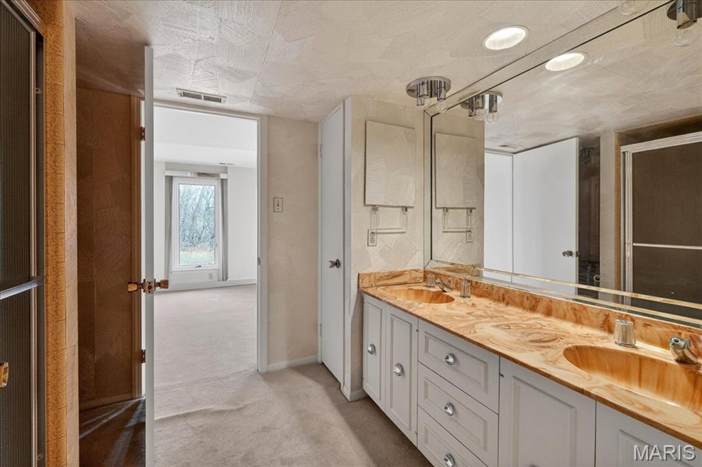 Meadowbrook Country Club Estates - Residential