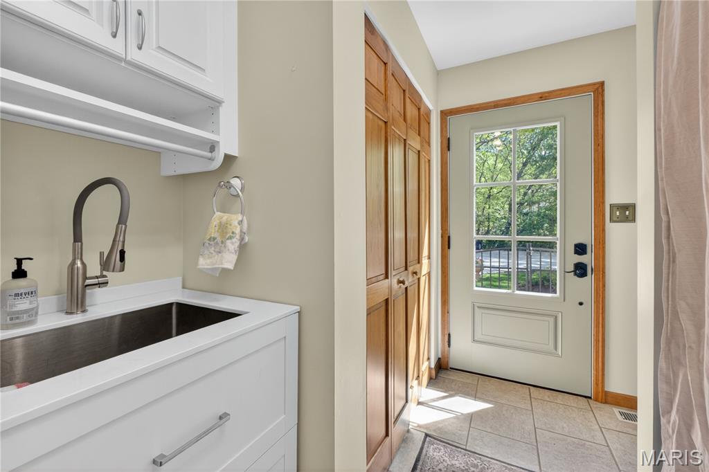 Sunrise Hill - Residential