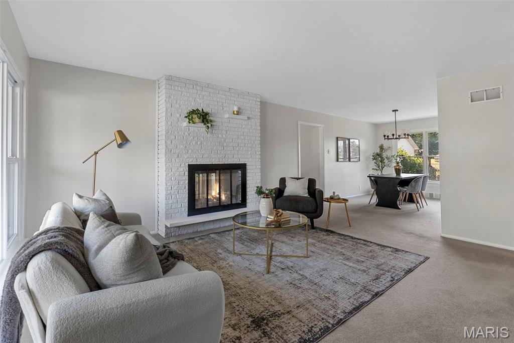 8 Montauk Court