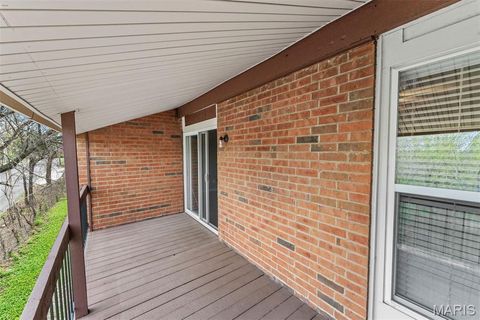 Tiny photo for 1943 Greenpoint Drive Dr #301, Kirkwood, MO 63122 (MLS # 26013228)