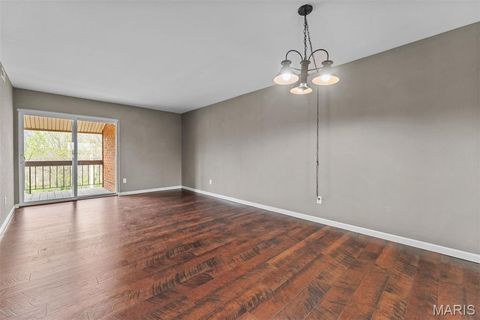 Tiny photo for 1943 Greenpoint Drive Dr #301, Kirkwood, MO 63122 (MLS # 26013228)