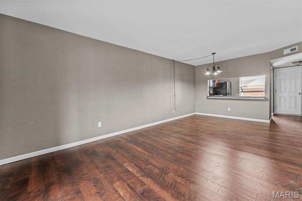 Greenbriar Condos - Residential Lease