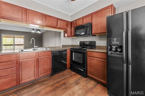 Tiny photo for 1943 Greenpoint Drive Dr #301, Kirkwood, MO 63122 (MLS # 26013228)