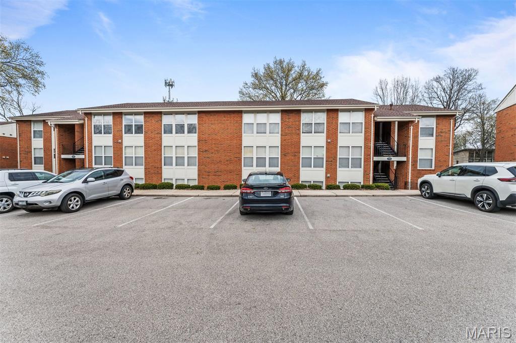 Greenbriar Condos - Residential Lease