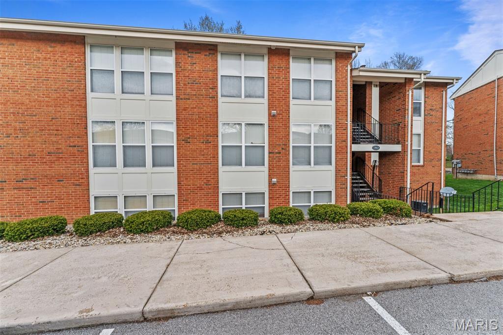 Greenbriar Condos - Residential Lease