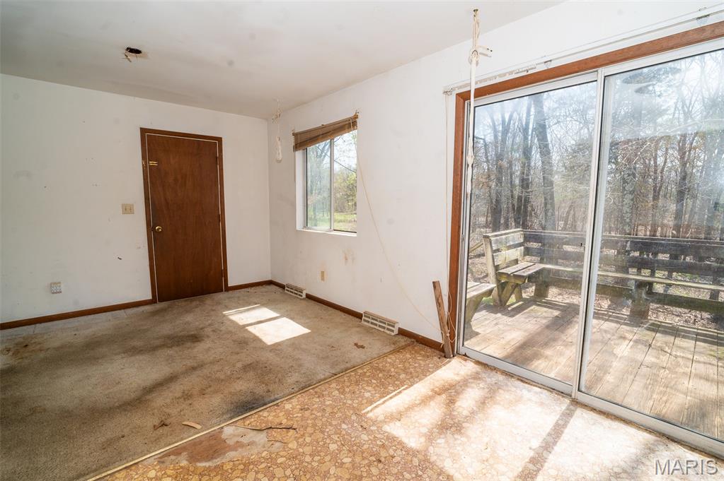 B & J Flats - Residential