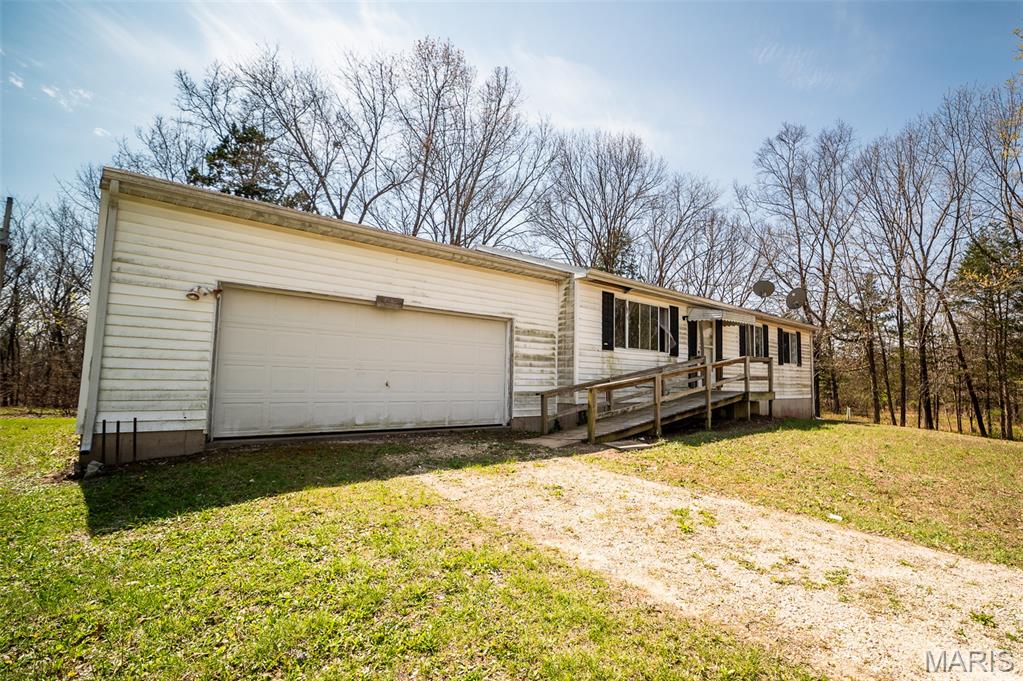 B & J Flats - Residential