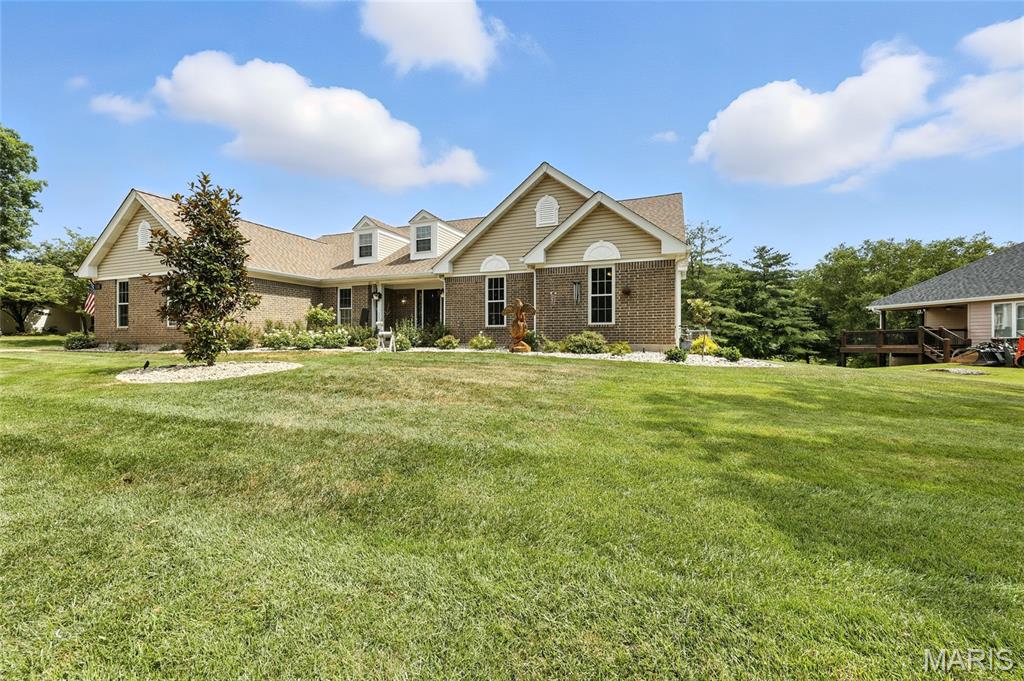 918 Forest Lake Court