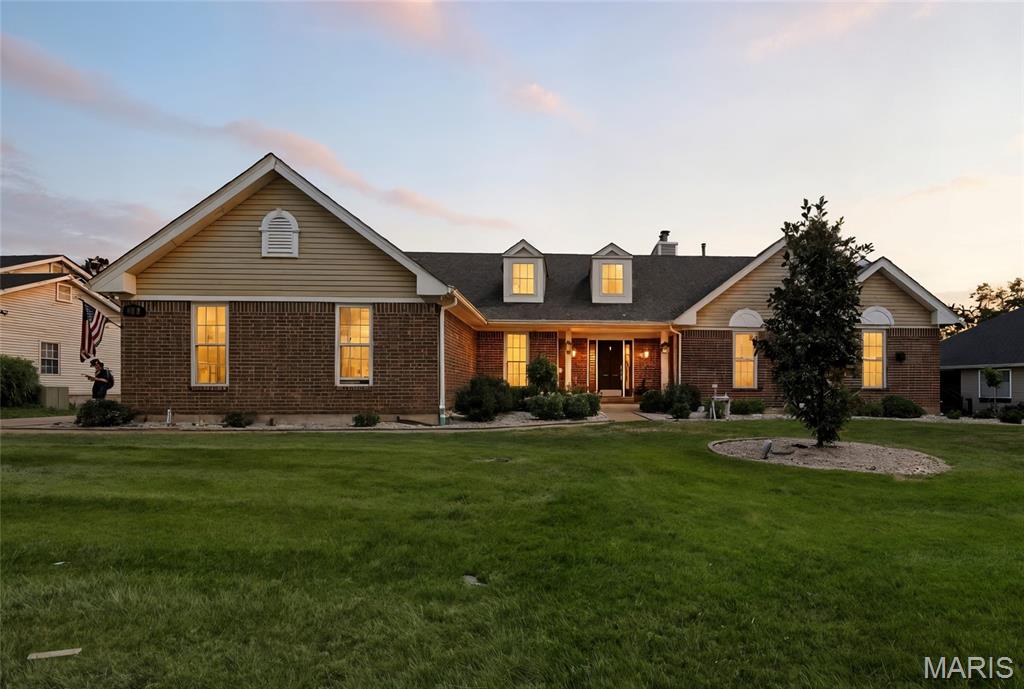918 Forest Lake Court