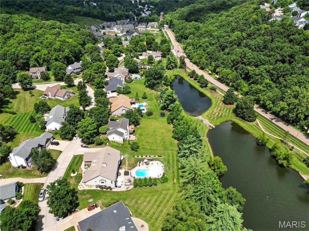 918 Forest Lake Court