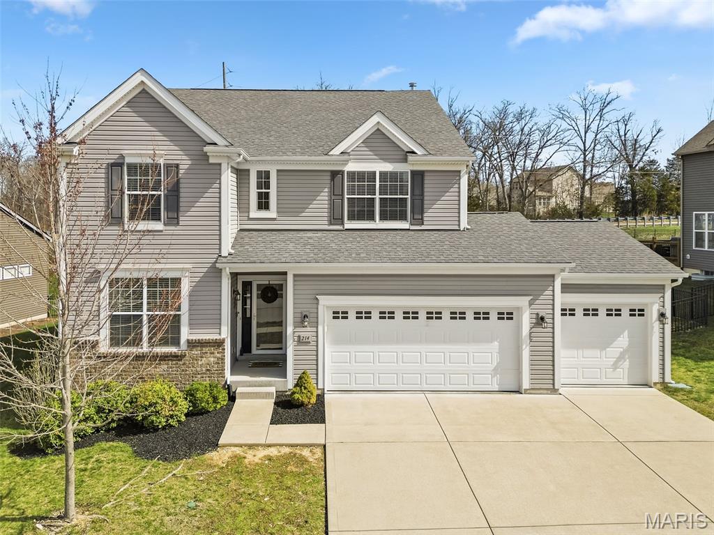 214 Grayleaf Court