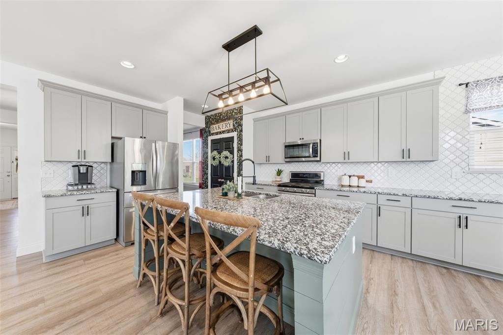 214 Grayleaf Court