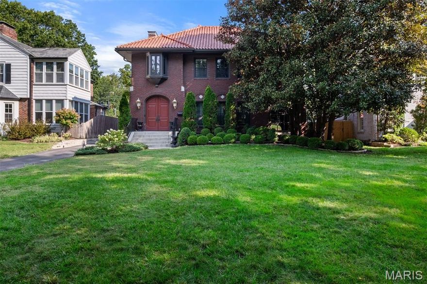 Opportunity awaits on one of University City’s most prestigious streets—Westmoreland Drive. This elegant home offers 4 bedrooms and 4 baths (2 full, 2 half) in an unmatched location near Washington University, Forest Park, and downtown Clayton. Featuring soaring ceilings, Loewen windows, Marvin exterior doors, a heated in-ground pool, stamped concrete hardscape, and fully irrigated, mature landscaping, the property showcases timeless architectural details throughout. other highlights include a second level office, partially finished lower level and detached two car garage.
This residence presents an exciting opportunity for the next owner to enhance and modernize select areas, creating a truly spectacular home that blends classic character with today’s luxury living. A rare offering on one of University City’s most sought-after streets, combining elegance, potential, and premier location.
