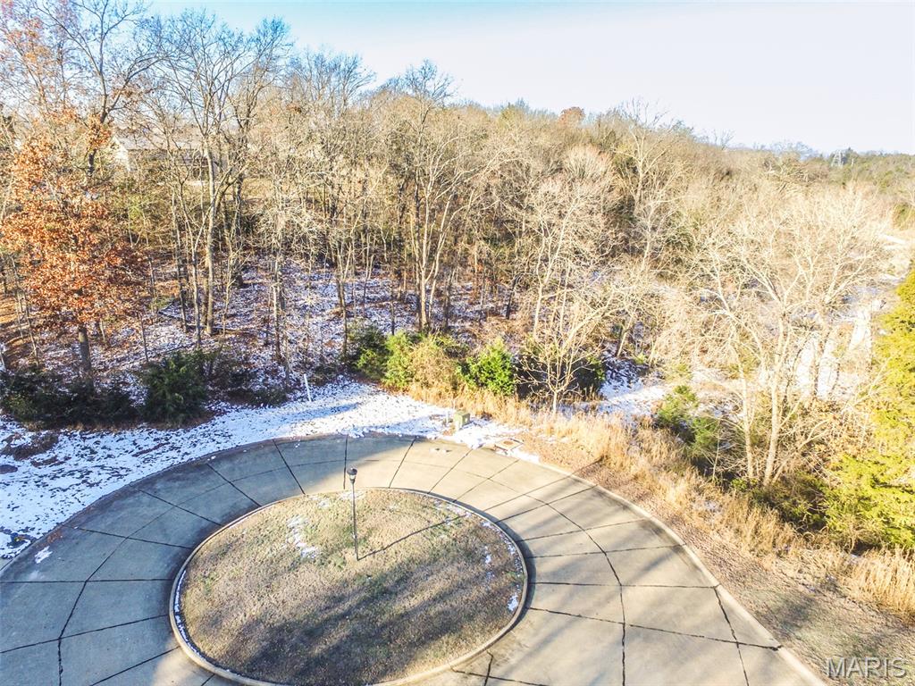 3 & 5 Broken Arrow Court