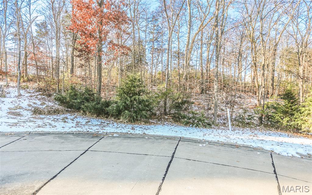 3 & 5 Broken Arrow Court