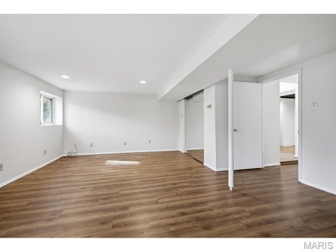 Tiny photo for 8712 E Bridgeport Avenue, Brentwood, MO 63144 (MLS # 26062164)