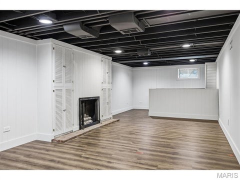 Tiny photo for 8712 E Bridgeport Avenue, Brentwood, MO 63144 (MLS # 26062164)