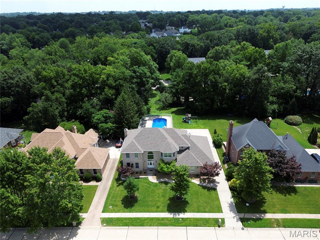 16 Delacroix Place